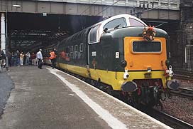 A suitably adorned D9000 at Edinburgh Waverley