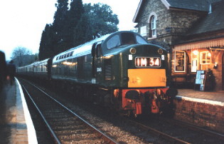 D345 in the half-light at Hampton Loade